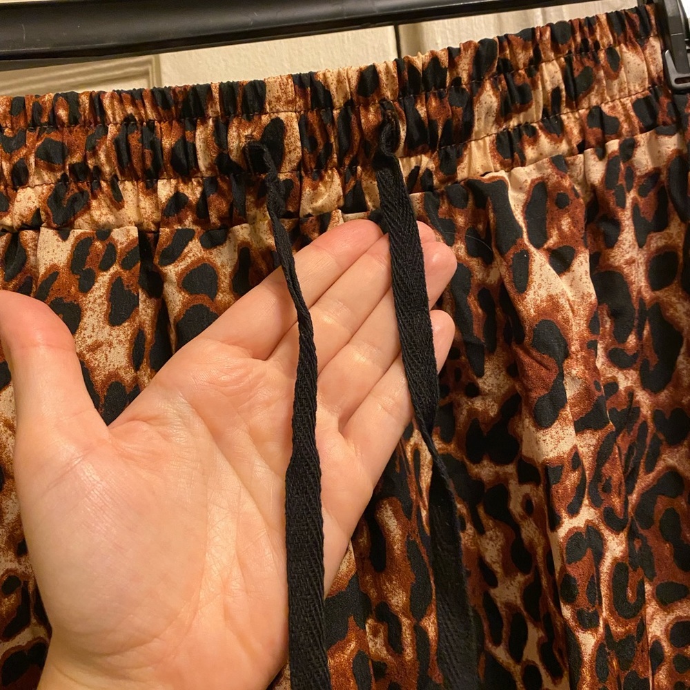 Leopard Maxi Skirt w/ Drawstring - Picture 2 of 7